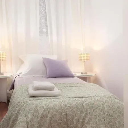 Click&flat Banyoles Apartment Barcelona