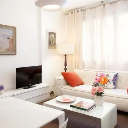 Click&flat Banyoles * Barcelona